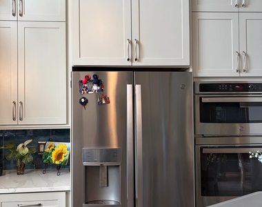 98 Sayre Drive - Photo Thumbnail 9