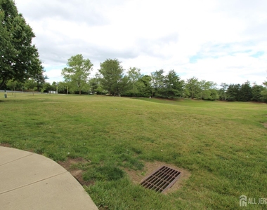 4707 Ravens Crest Drive - Photo Thumbnail 19