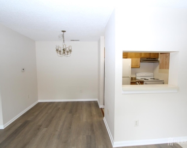 4707 Ravens Crest Drive - Photo Thumbnail 7