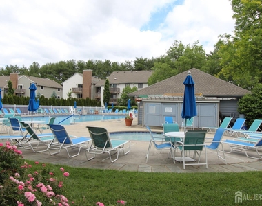 4707 Ravens Crest Drive - Photo Thumbnail 33