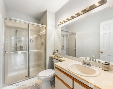 48 Rutland Lane - Photo Thumbnail 14