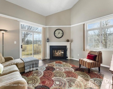 48 Rutland Lane - Photo Thumbnail 7