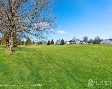 48 Rutland Lane - Photo Thumbnail 22