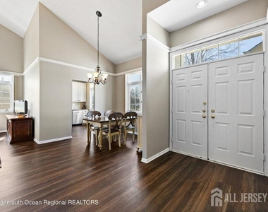 48 Rutland Lane - Photo Thumbnail 6