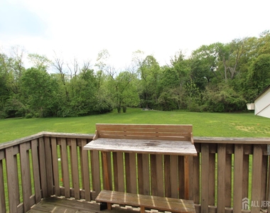1112 Aspen Drive - Photo Thumbnail 20