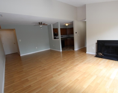 1112 Aspen Drive - Photo Thumbnail 4