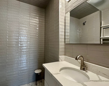 19-25 22nd Road - Photo Thumbnail 6