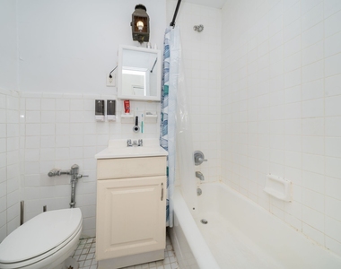 344 W 17th Street - Photo Thumbnail 8