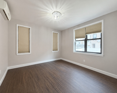 28-19 36th Street - Photo Thumbnail 4