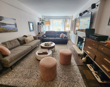 40 Central Park S - Photo Thumbnail 7