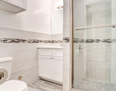 932 8th Avenue - Photo Thumbnail 4