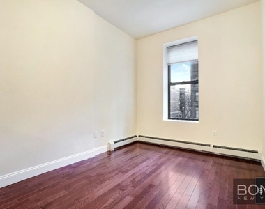 932 8th Avenue - Photo Thumbnail 3