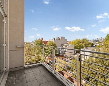185 13th Street - Photo Thumbnail 5
