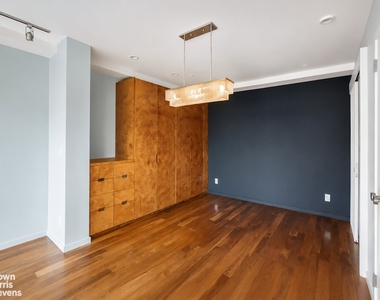 185 13th Street - Photo Thumbnail 11