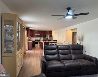 257 Stager Avenue - Photo Thumbnail 3