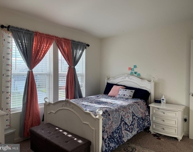 257 Stager Avenue - Photo Thumbnail 28