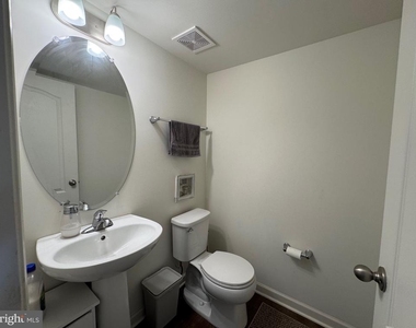 257 Stager Avenue - Photo Thumbnail 17