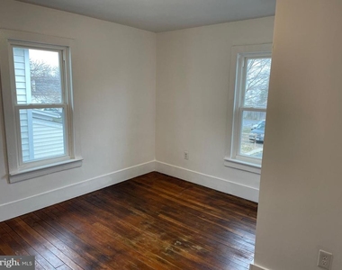 318 Highland Avenue - Photo Thumbnail 10