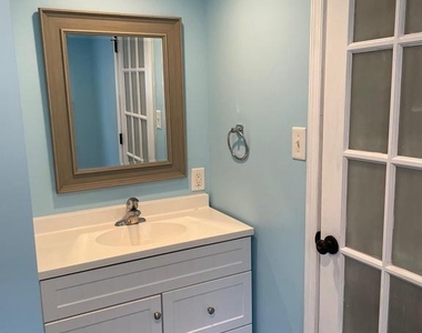318 Highland Avenue - Photo Thumbnail 6
