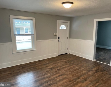318 Highland Avenue - Photo Thumbnail 2