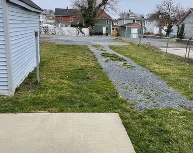 318 Highland Avenue - Photo Thumbnail 18