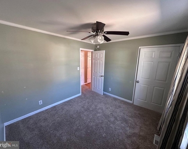 32 Vista Woods Road - Photo Thumbnail 7