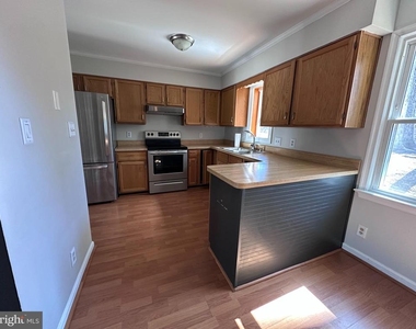32 Vista Woods Road - Photo Thumbnail 5
