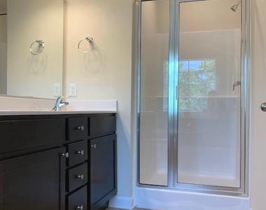 88 Andrews Place - Photo Thumbnail 9
