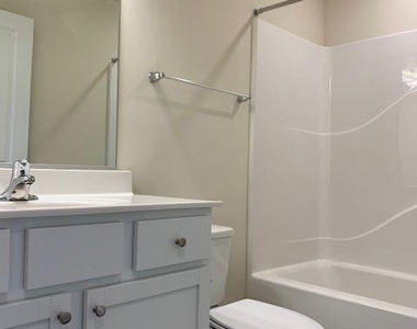 88 Andrews Place - Photo Thumbnail 12