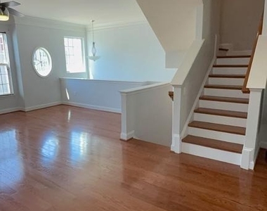 2618 Glenriver Way - Photo Thumbnail 2