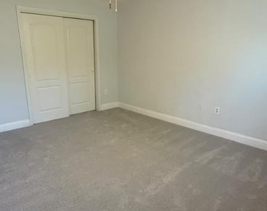 2618 Glenriver Way - Photo Thumbnail 13