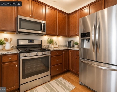 3009 Chesapeake Drive - Photo Thumbnail 5