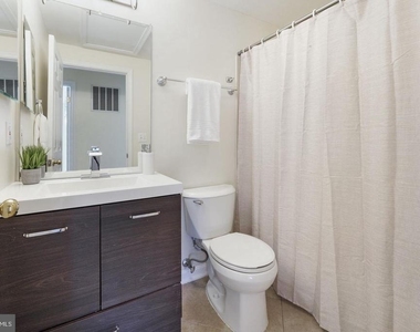 3433 Belleplain Court - Photo Thumbnail 21