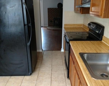 15205 Streamside Court - Photo Thumbnail 6