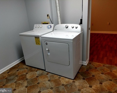 15205 Streamside Court - Photo Thumbnail 34