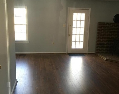 15205 Streamside Court - Photo Thumbnail 11
