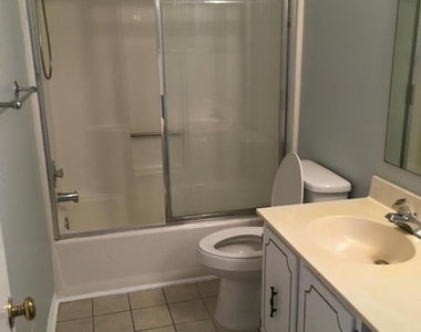 15205 Streamside Court - Photo Thumbnail 32