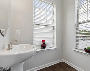 9300 Barnes Loop - Photo Thumbnail 21