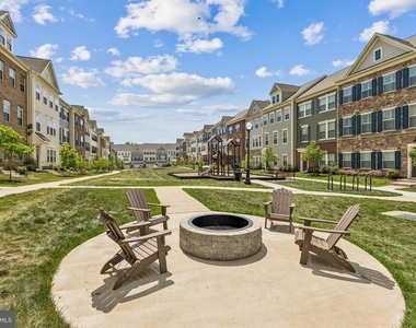 9300 Barnes Loop - Photo Thumbnail 24