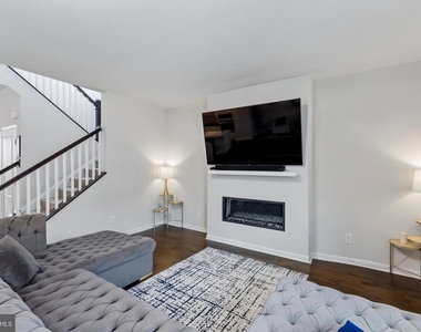9300 Barnes Loop - Photo Thumbnail 8