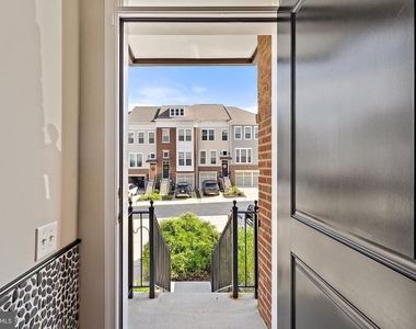 42673 New Dawn Terrace - Photo Thumbnail 3