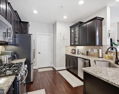 42616 Hardage Terrace - Photo Thumbnail 11