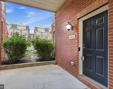 42616 Hardage Terrace - Photo Thumbnail 3