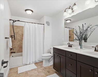 42616 Hardage Terrace - Photo Thumbnail 27