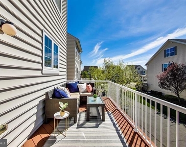 43213 Whelplehill Terrace - Photo Thumbnail 24