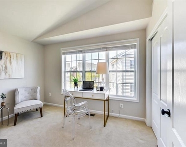 43213 Whelplehill Terrace - Photo Thumbnail 35