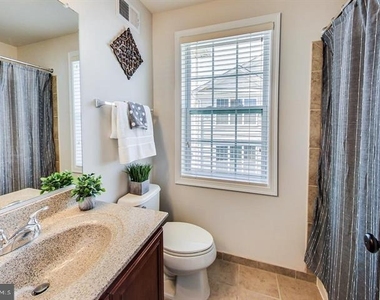 43213 Whelplehill Terrace - Photo Thumbnail 38