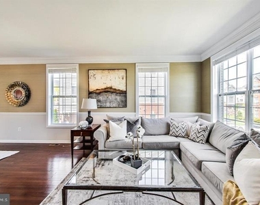 43213 Whelplehill Terrace - Photo Thumbnail 13
