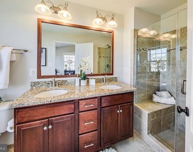 43213 Whelplehill Terrace - Photo Thumbnail 30