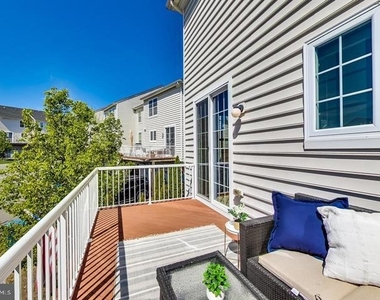 43213 Whelplehill Terrace - Photo Thumbnail 25